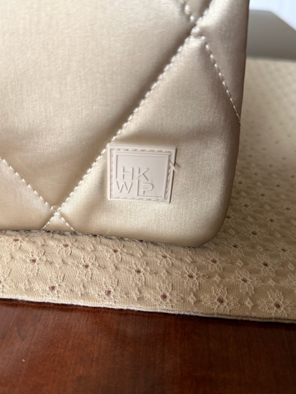 IHKWIP x Shawn Killinger knotted shoulder bag  Champagne - Picture 3 of 9